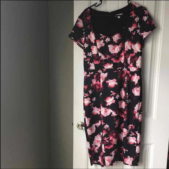 Eva Mendes Midi Floral Dress - Picture 2 of 4